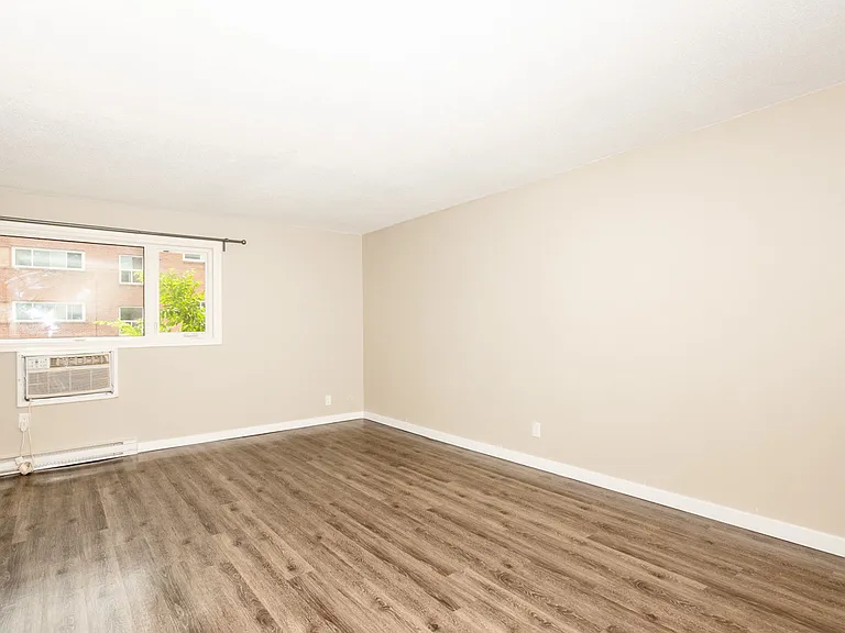 291 Saint Annes Rd — Photo 47