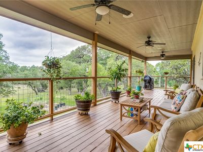 1009 Laredo Ln, Canyon Lake, TX, 78133