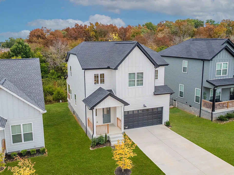 1136 Alcove Way