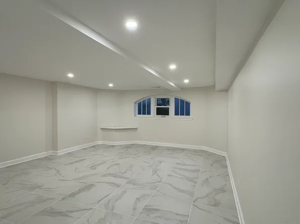 5618 N Spaulding Ave Floor Basement, Chicago, IL 60659