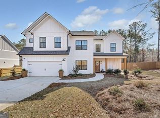 109 Level Creek Rd, Sugar Hill, GA 30518