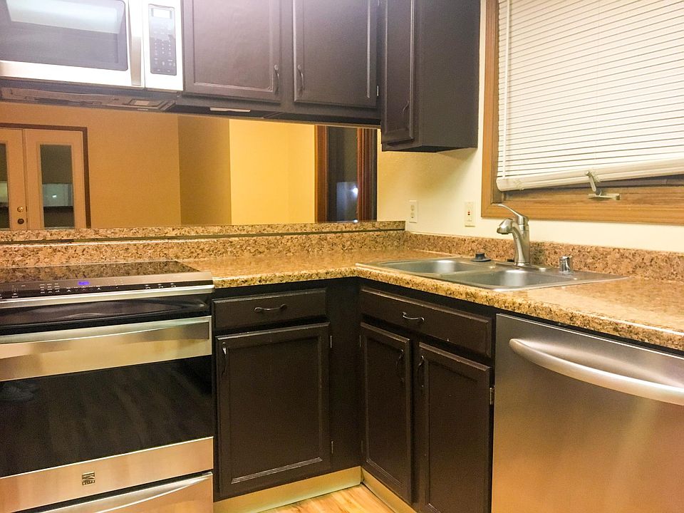 1st image of 1301 28th Ave APT 4