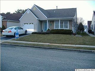 5th image of 22 Swindon Ct