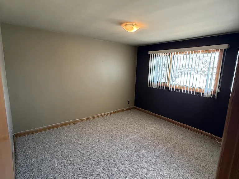 605 Dallenlea Ave #605 — Photo 21