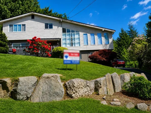 4898 Sunshine Coast Hwy, Sechelt, BC V7Z 0B7