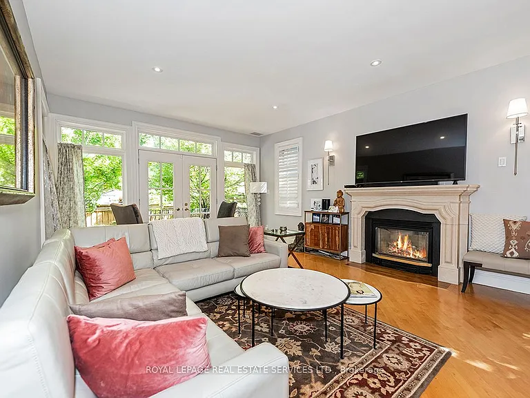 52 Herne Hl — Photo 9