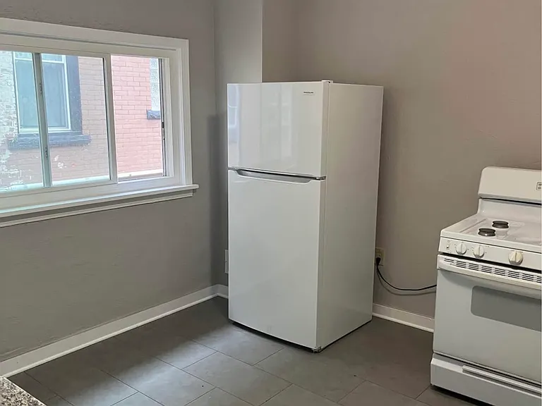 290 Jersey St #2 — Photo 2