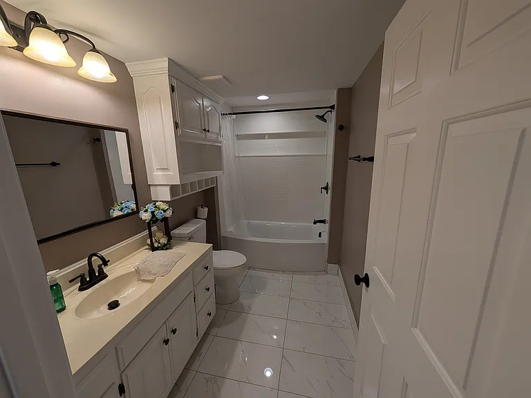 131 River Rd — Photo 10