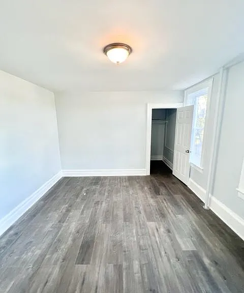 492 Park Ave #10 — Photo 10