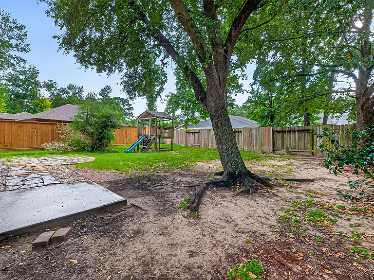 1807 Katlyn Ln — Photo 41