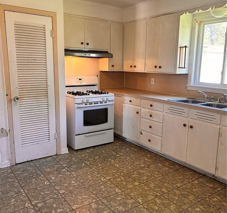 3203 Hodges St, Lake Charles, LA 70601 Zillow