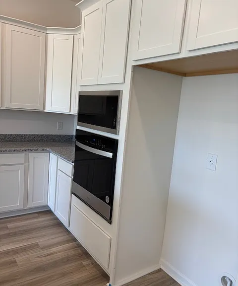 4420 Oakwood Ave — Photo 4