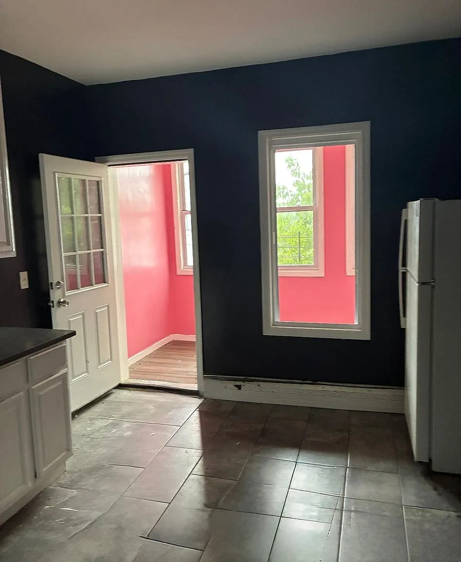 3 bed, 1.0 bath, $3,250 — Photo 3