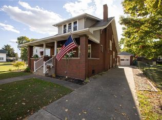 1010 Race St, Dover, OH 44622