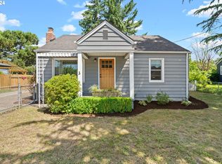 6215 SE Flavel St, Portland, OR