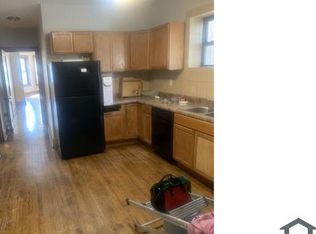 952 N Drake Ave #1, Chicago, IL 60651