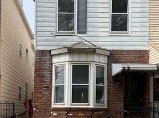 163 Polk St, Newark, NJ 07105