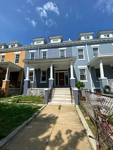 4016 7th St NW Photo 1