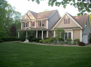 49 Teaberry Dr, Glocester, RI 02814