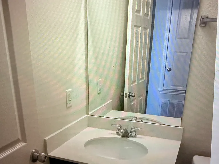 130 Sundown Ave — Photo 4
