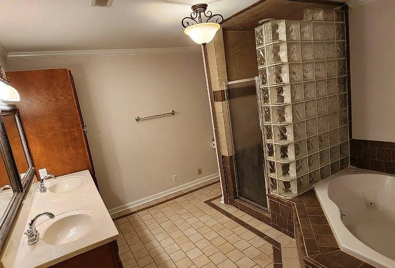 6107 Lottie Ln — Photo 30