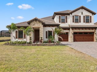 10017 Meadowrun Dr, Lithia, FL 33547