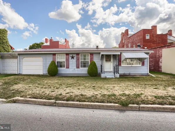 23 N Water St, Mc Veytown, PA 17051