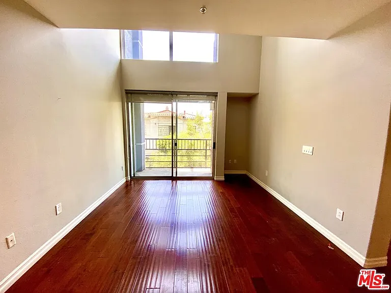 629 Traction Ave #238 — Photo 5