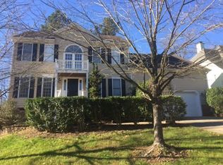 8813 Deerland Grove Dr, Raleigh, NC 27615