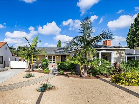 2nd image of 2324 N Riverside Dr