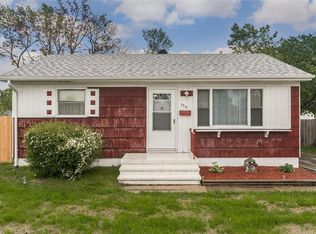 3216 Mount Vernon Rd SE, Cedar Rapids, IA 52403