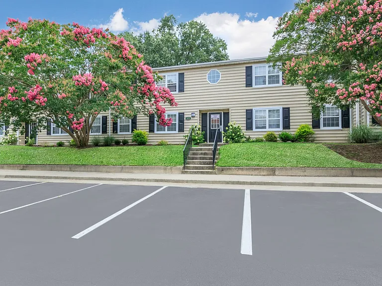 TANGLEWOOD APARTMENTS — Photo 3