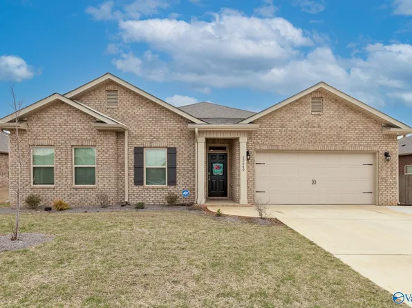 22640 Regent Dr, Athens, AL 35613