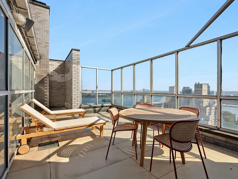 501 E 87th St #7E — Photo 16