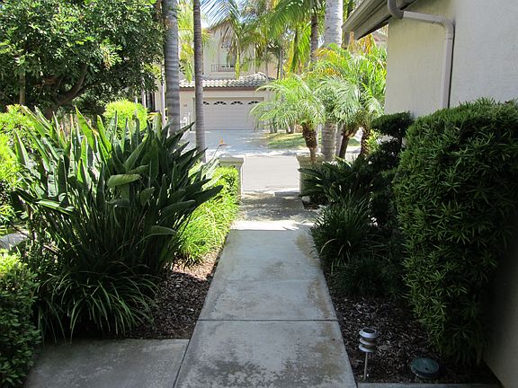 Entrance to front door