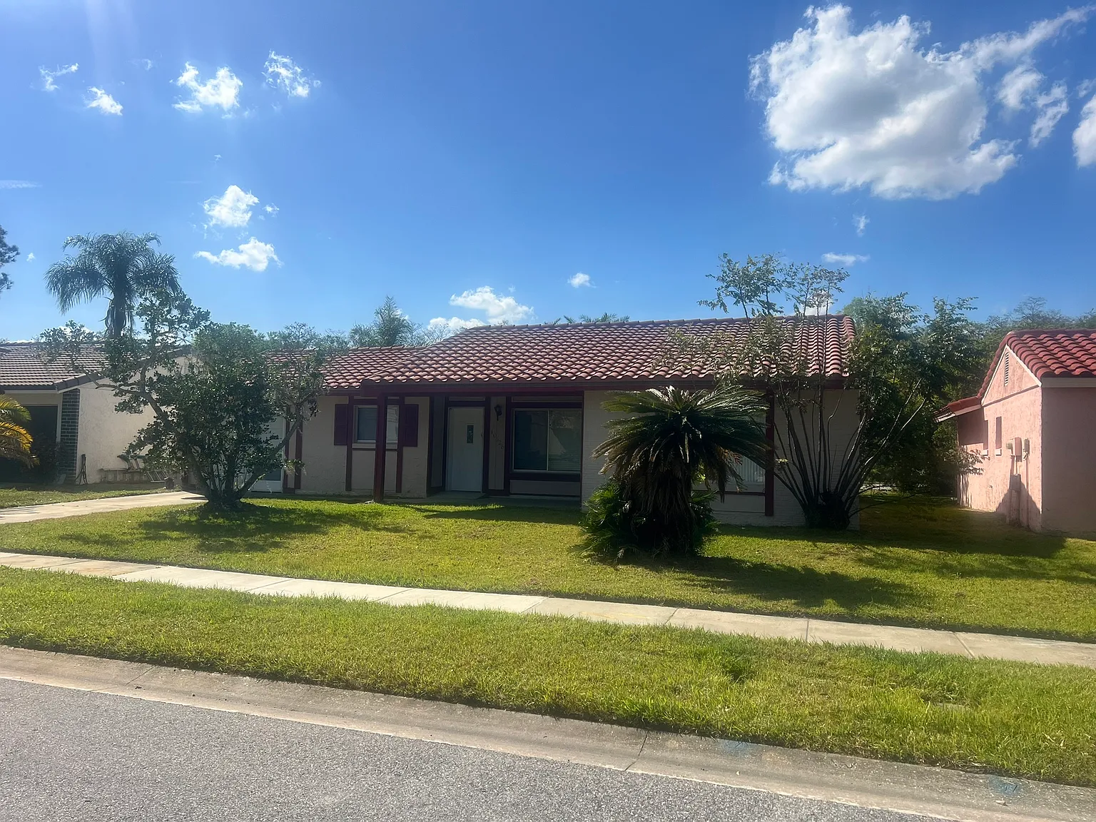 2 bed, 1268 sqft, $2,100 — Photo 2