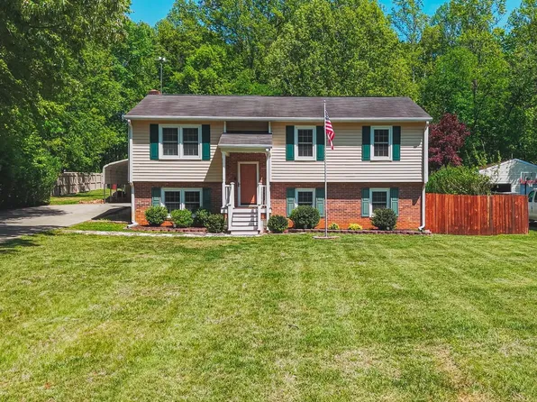 1591 Pine Bluff Dr, Lynchburg, VA 24503