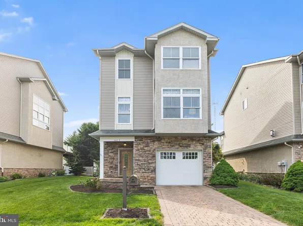 469 Flamingo St APT B, Philadelphia, PA 19128