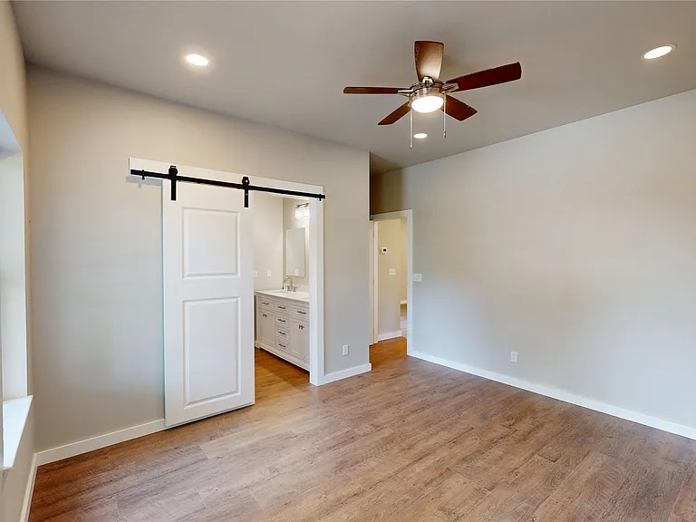 8761 S 4180th Rd — Photo 9