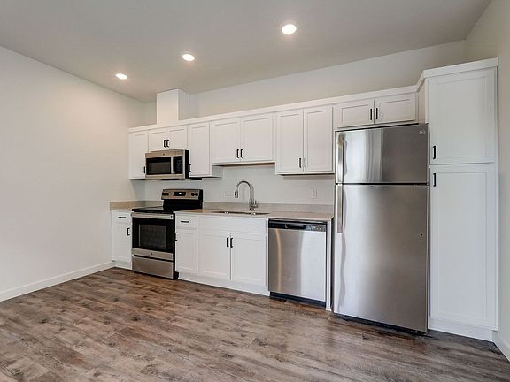 5th image of 4712 N Williams Ave #303