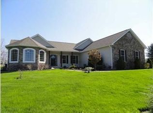 5038 Clark Shaw Rd, Powell, OH 43065