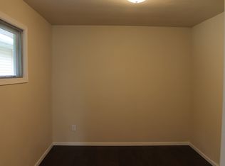 1733 F St, Iowa City, IA 52240