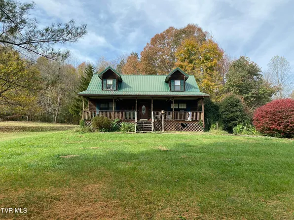 312 Holston Terrace Dr, Rogersville, TN 37857