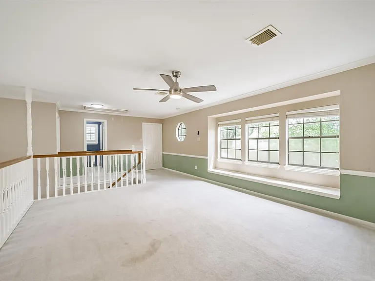2214 Cherrytree Ridge Ln — Photo 32