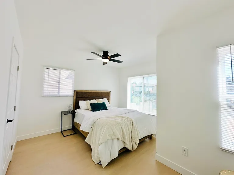 2669 Clyde Ave — Photo 20