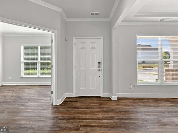 5th image of 113 Himalaya Way