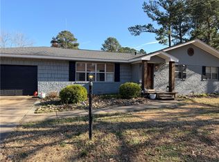 211 S Cumberland Ave, Russellville, AR 72801