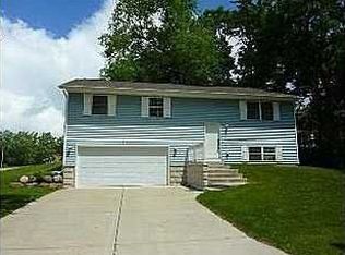 51 E Rockwell Ave, Fort Atkinson, WI 53538