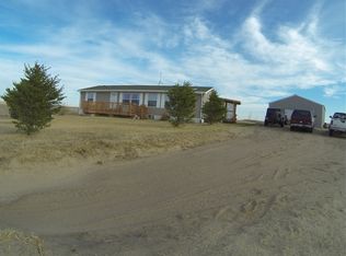 2934 Cj Rd, North Platte, NE 69101