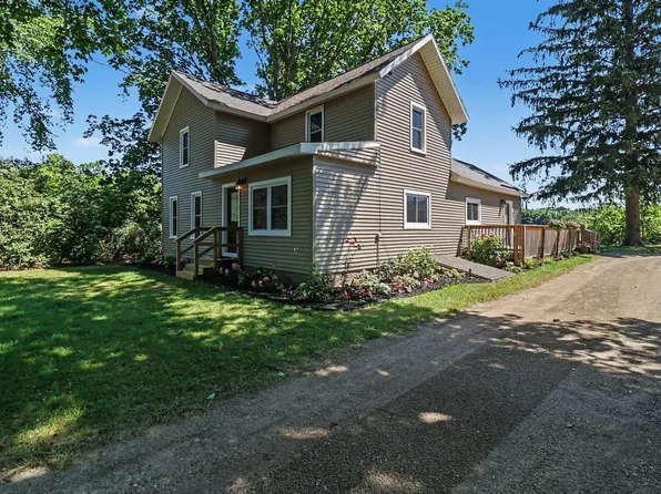 158 N 72nd Ave, Hart, MI 49420